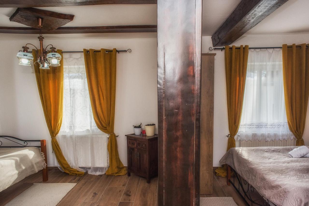 Tri Mudraca Inn Karanac Номер фото
